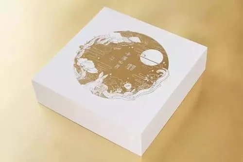 國家郵政局監(jiān)測數(shù)據(jù)顯示，截至5月4日，今年我國快遞業(yè)務(wù)量達400億件，比2019年達到400億件提前了128天，比2022年提前了24天。2023年以來，快遞業(yè)整體呈現(xiàn)企穩(wěn)回升態(tài)勢，業(yè)務(wù)量增速逐月提速向好，僅用4個多月就完成400億件，折射出我國居民消費信心增強，經(jīng)濟持續(xù)向好的積極信號。